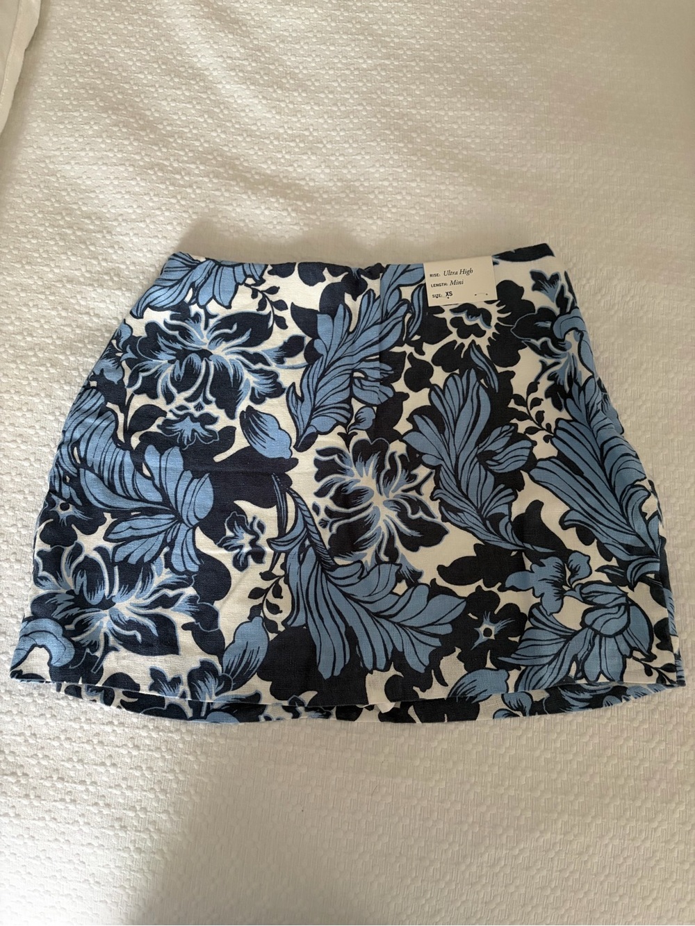 Abercrombie & Fitch Blue Floral Mini Skort